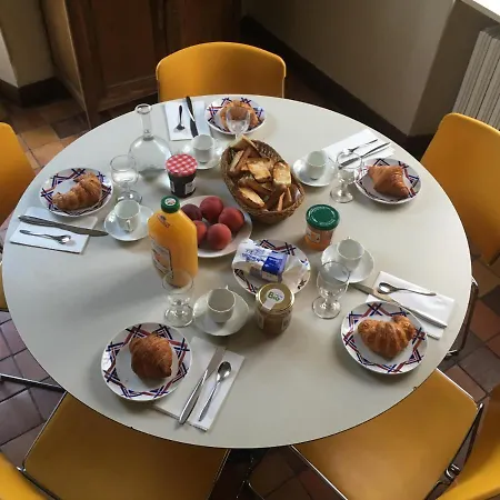 Relais Du Bois Des Cees * Vendeuvre-sur-Barse